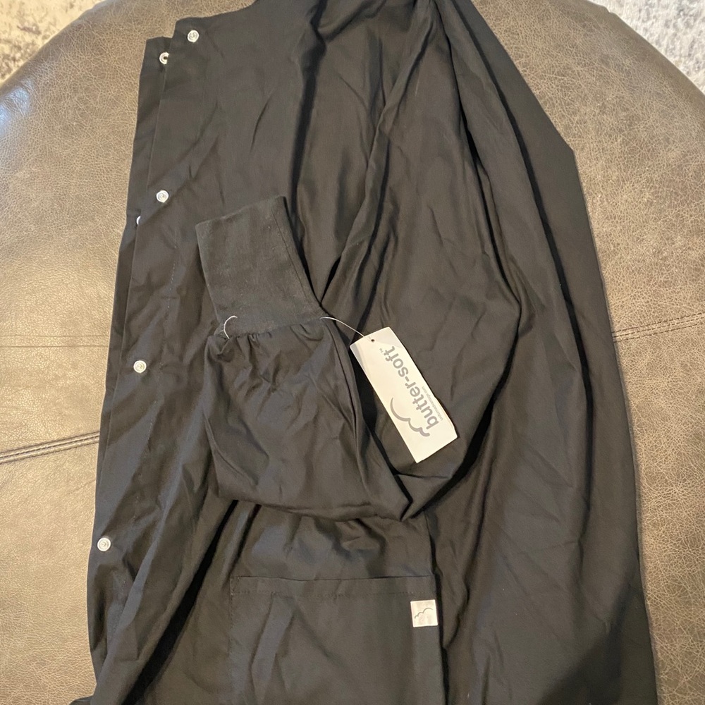 Scrub jacket